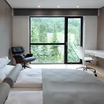 Nox 4* Ljubljana