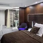 Nox Hotel