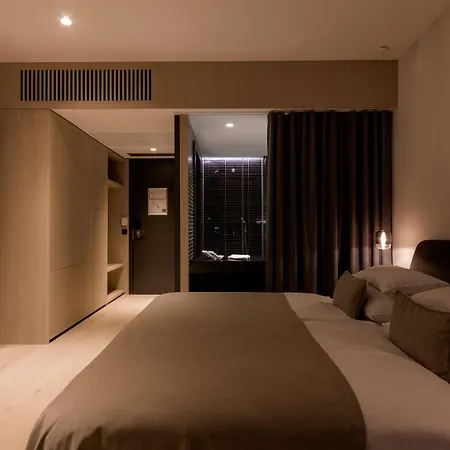 Nox Hotel 4*