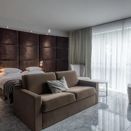 Hotel Nox 4*