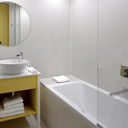 Nox Hotel