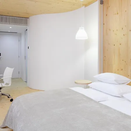 Hotel Nox 4*